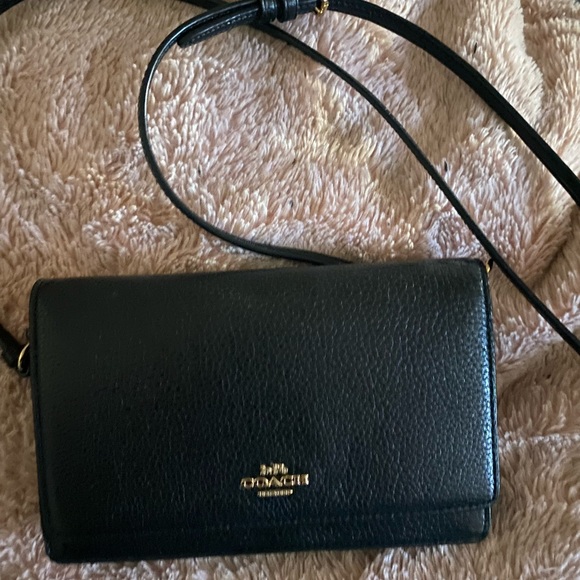 Coach - Picture 2 of 3